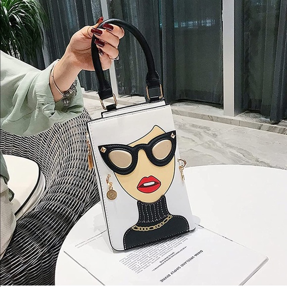 BRAND NEW WOMENS SMALL FASHION CROSSBODY BAG NWT - Picture 3 of 6